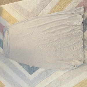 5/$25🌻 Grey Maxi Skirt